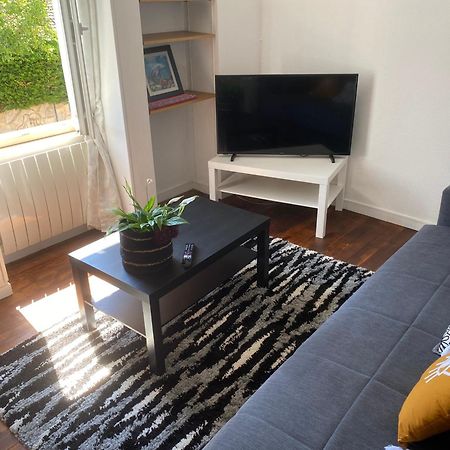 Haut De Jardin Dans Une Maison Дижон Экстерьер фото